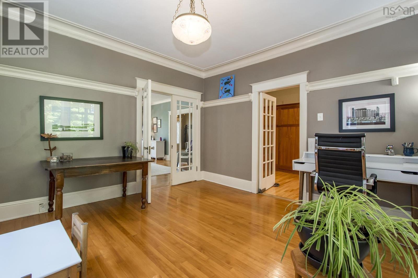1589 Larch Street, Halifax, Nova Scotia  B3H 3W9 - Photo 8 - 202514411