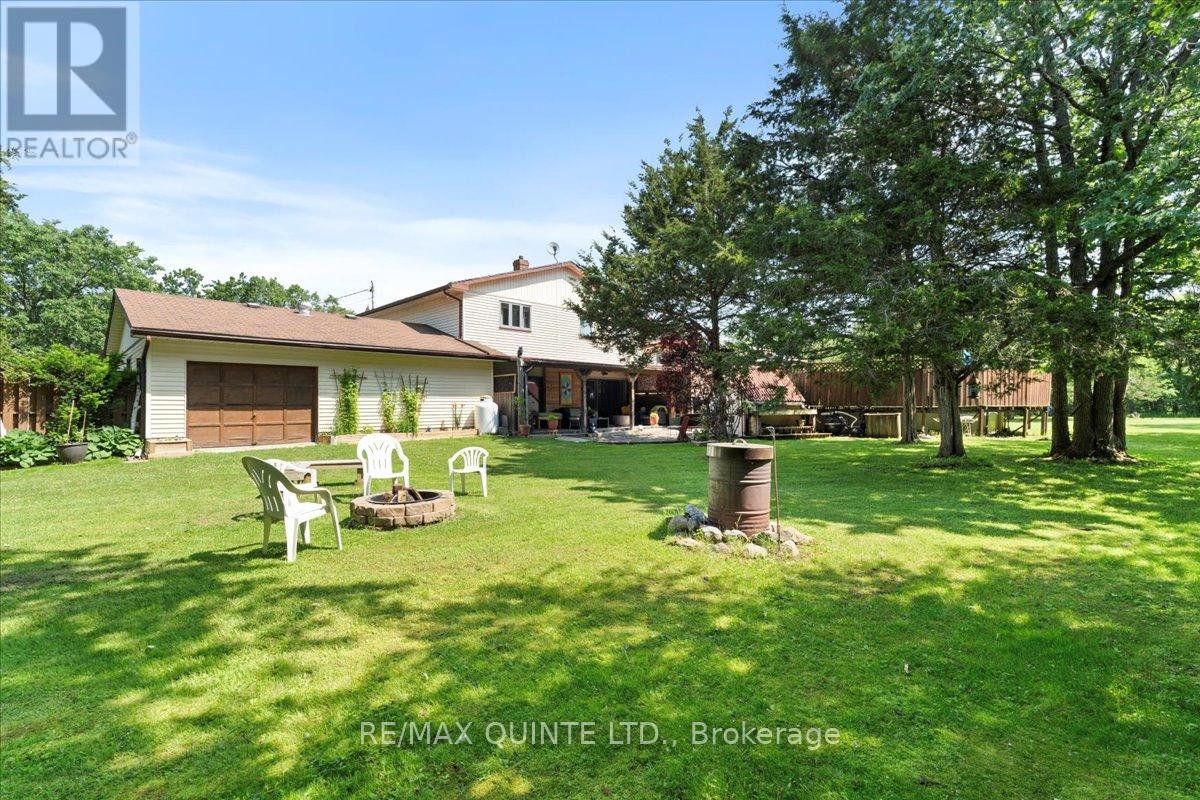 338 Sunrise Drive, Prince Edward County, Ontario  K8N 4Z7 - Photo 47 - X12218231