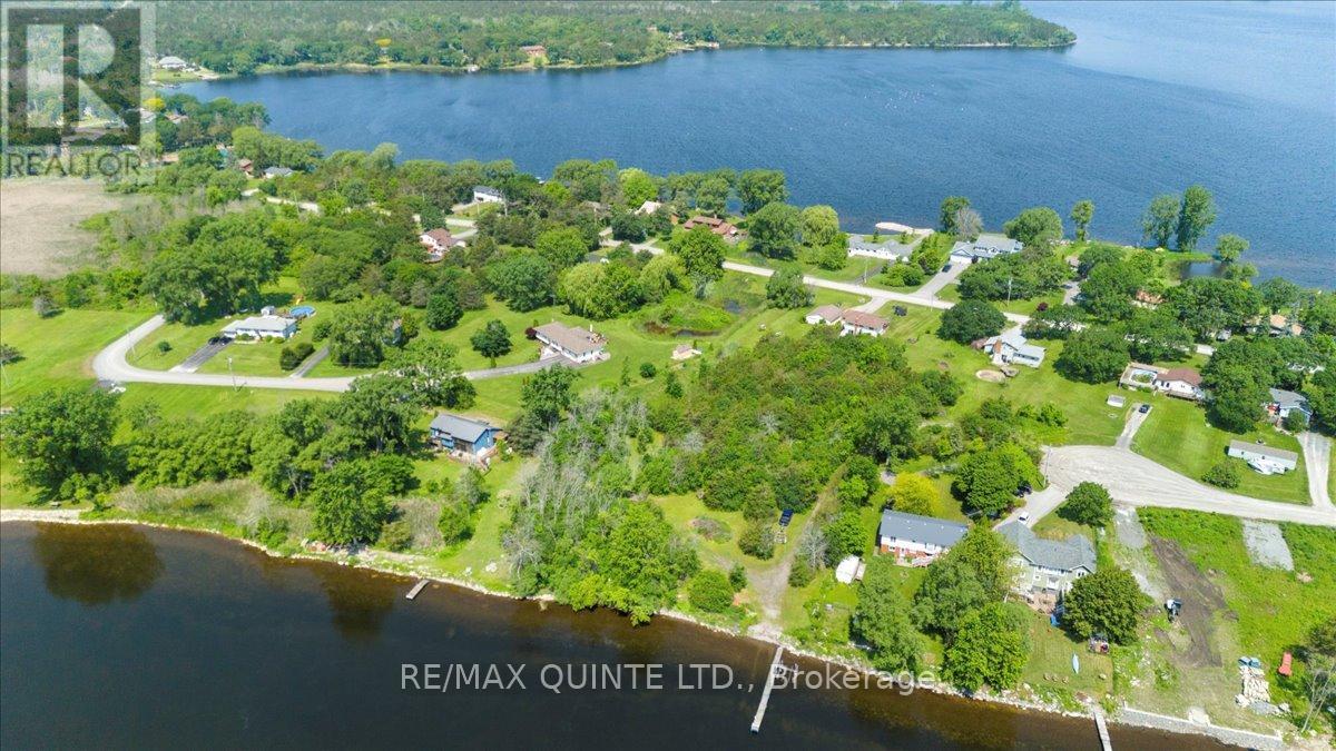 338 Sunrise Drive, Prince Edward County, Ontario  K8N 4Z7 - Photo 8 - X12218231