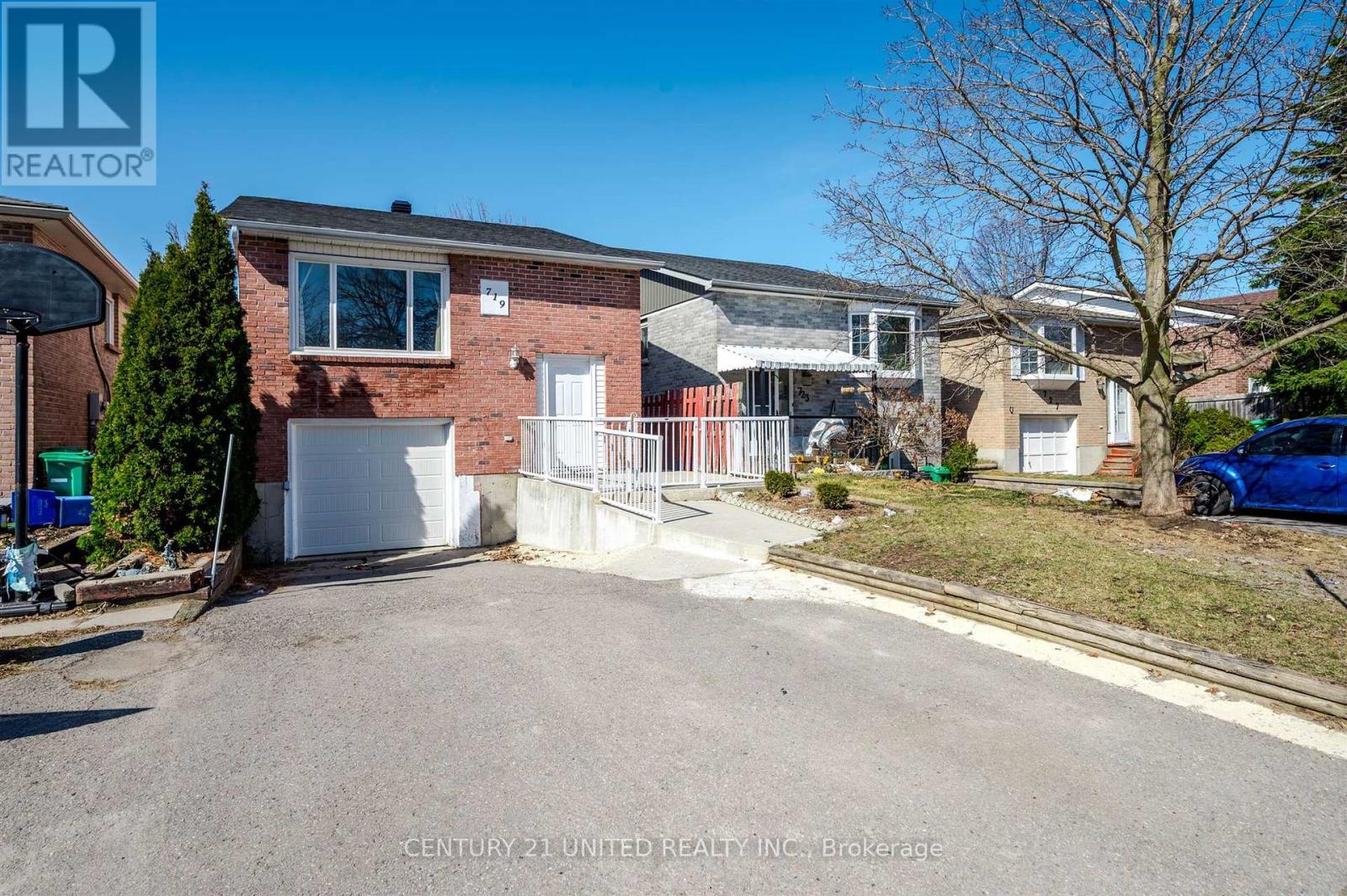 Property at 719 MOUNTAIN ASH ROAD image 2