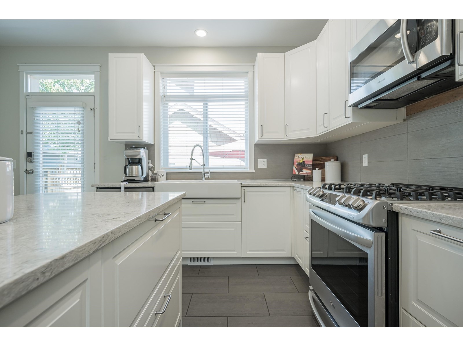 118 172a Street, Surrey, British Columbia  V3Z 9R2 - Photo 12 - R3014312