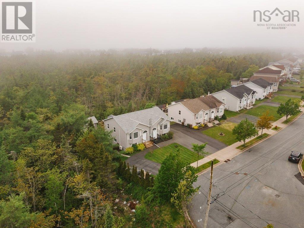 Property at 133 Heritage Hills Drive image 3