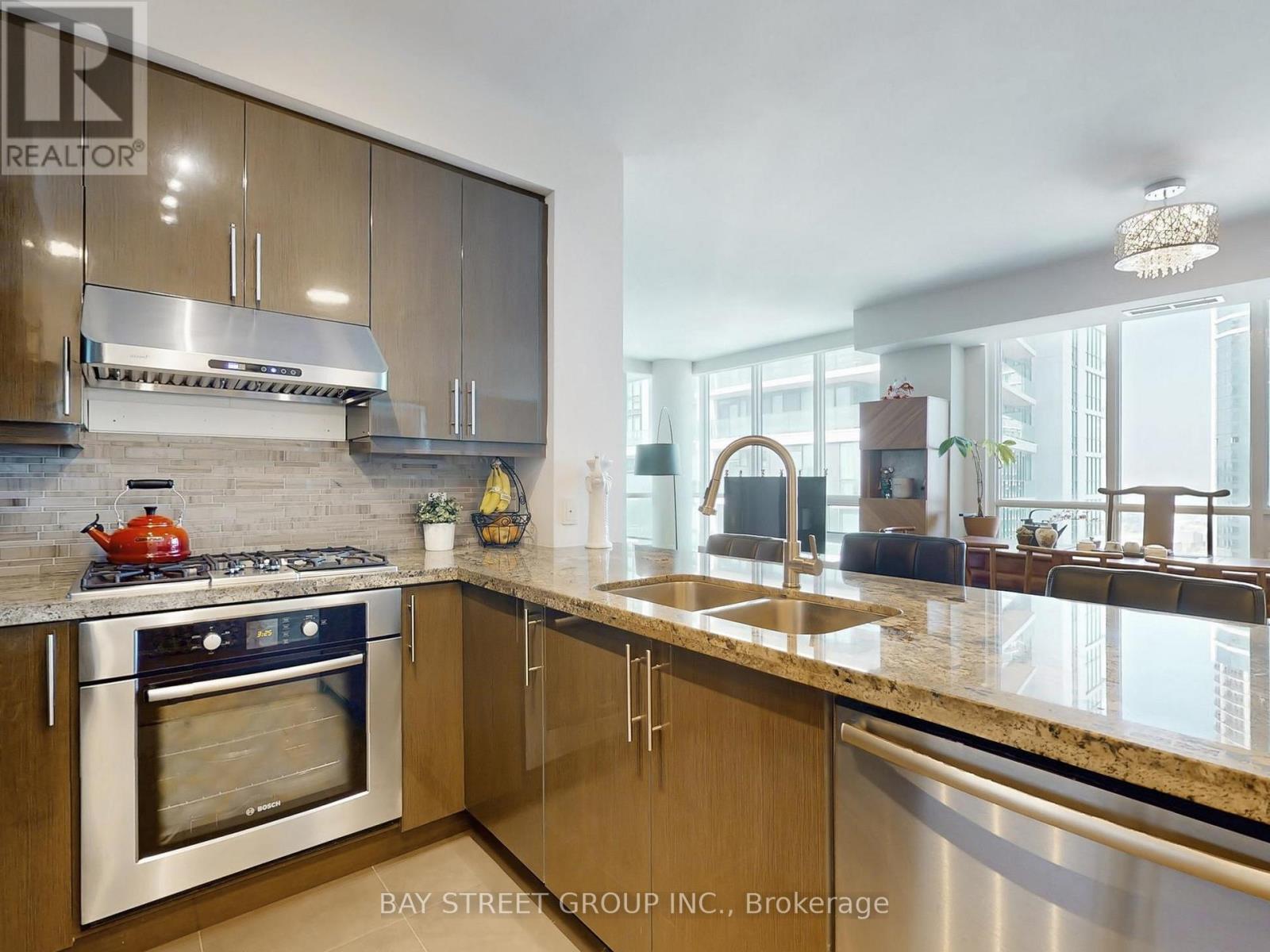 4803 - 33 Bay Street, Toronto, Ontario  M5J 2Z3 - Photo 5 - C12217988