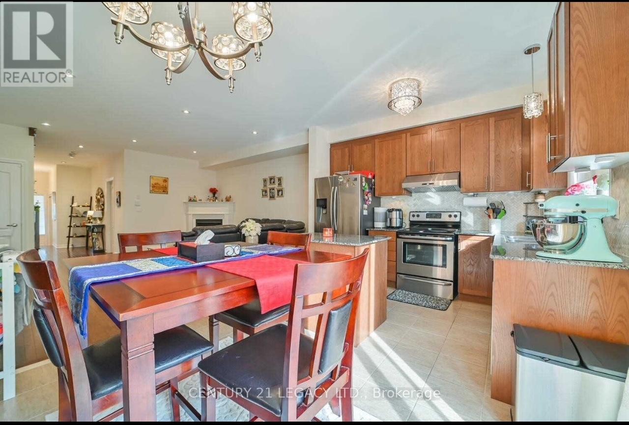 9 Yately Street, Brampton, Ontario  L7A 4R9 - Photo 6 - W12216000