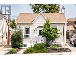 8 LOCHEARNE Street, Hamilton, Ontario
