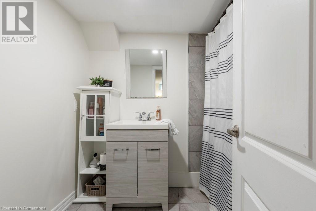 62 Weir Street N, Hamilton, Ontario  L8H 5E6 - Photo 32 - 40740471