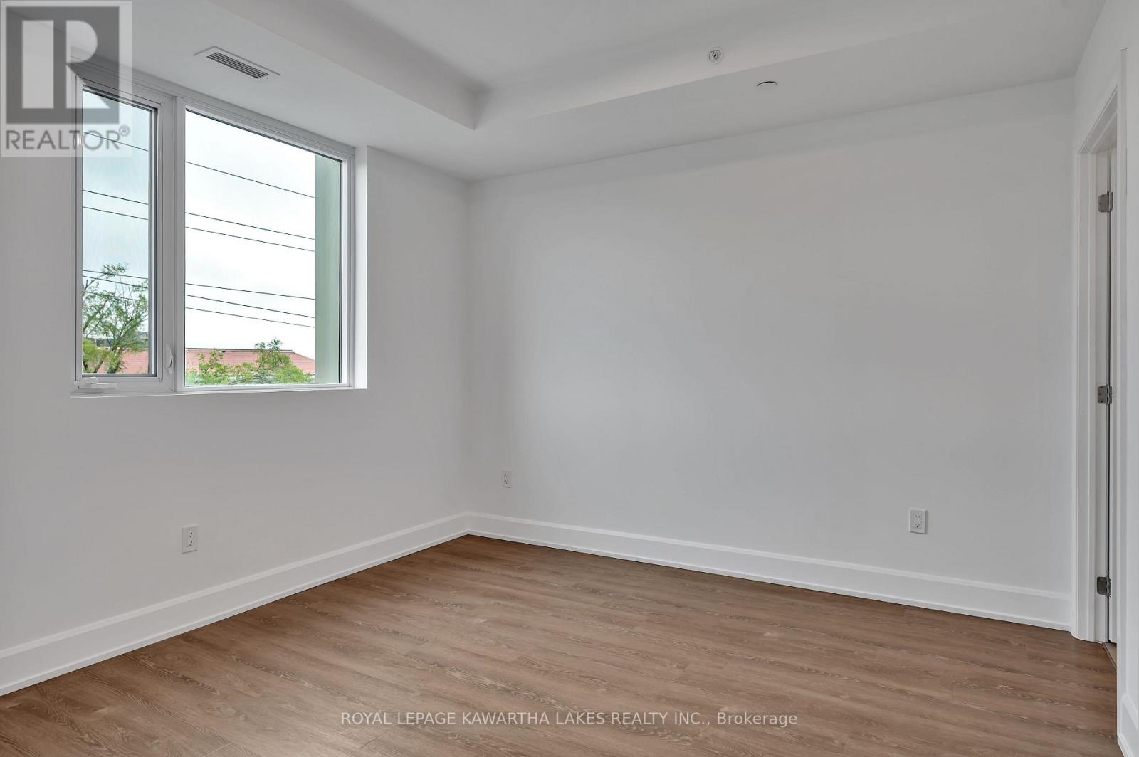 404 - 195 Hunter Street E, Peterborough East, Ontario  K9H 1G9 - Photo 14 - X12159782