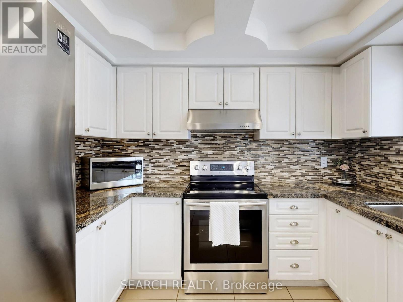 1185 Andrade Lane, Innisfil, Ontario  L9S 4X7 - Photo 13 - N12216312