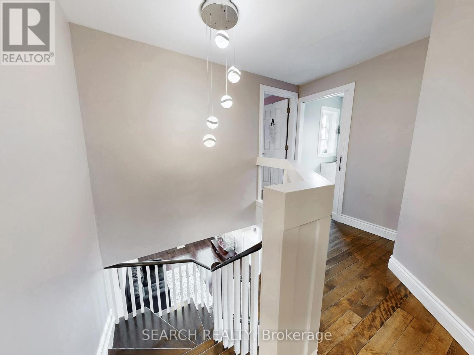 1185 Andrade Lane, Innisfil, Ontario  L9S 4X7 - Photo 19 - N12216312