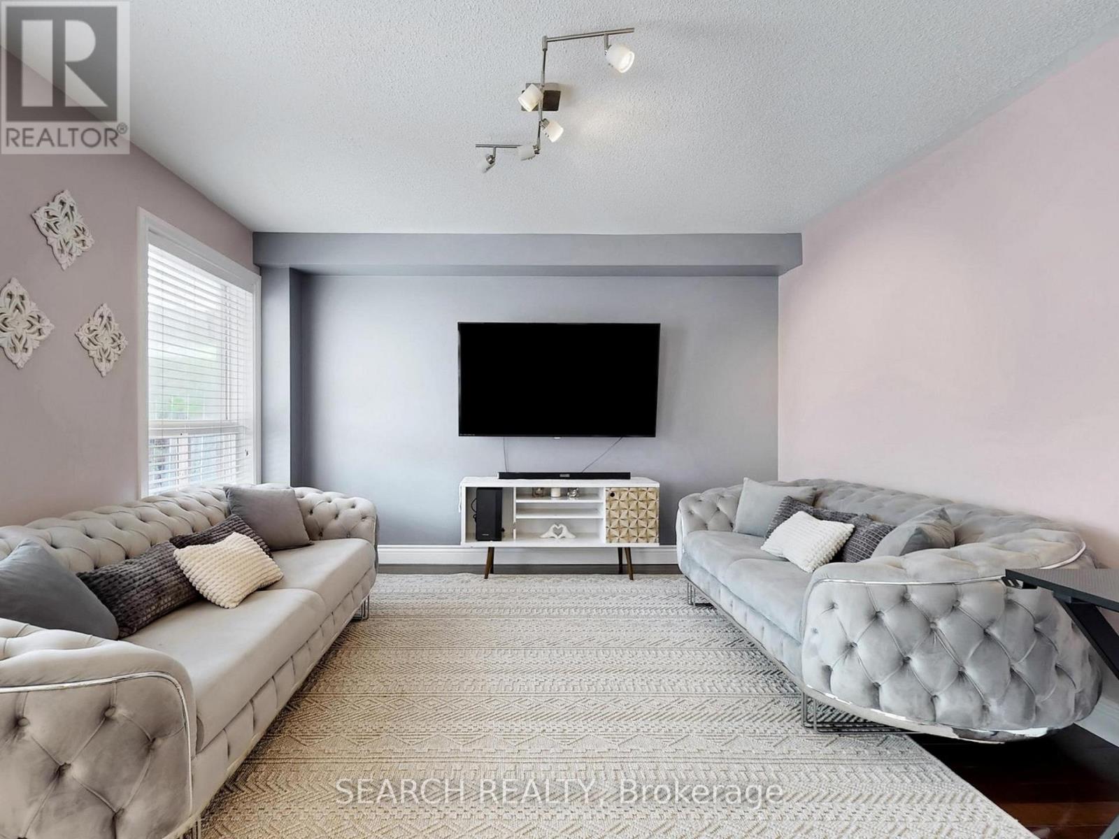 1185 Andrade Lane, Innisfil, Ontario  L9S 4X7 - Photo 9 - N12216312