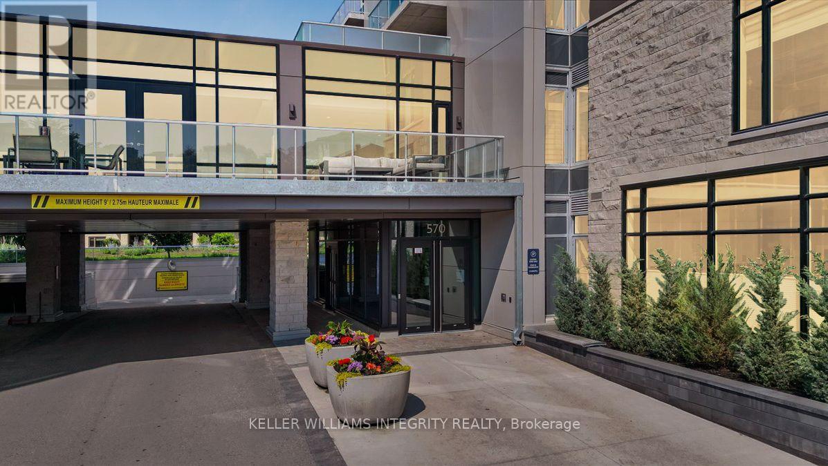 3 - 570 De Mazenod Avenue, Ottawa, Ontario  K1S 5X2 - Photo 3 - X12217286