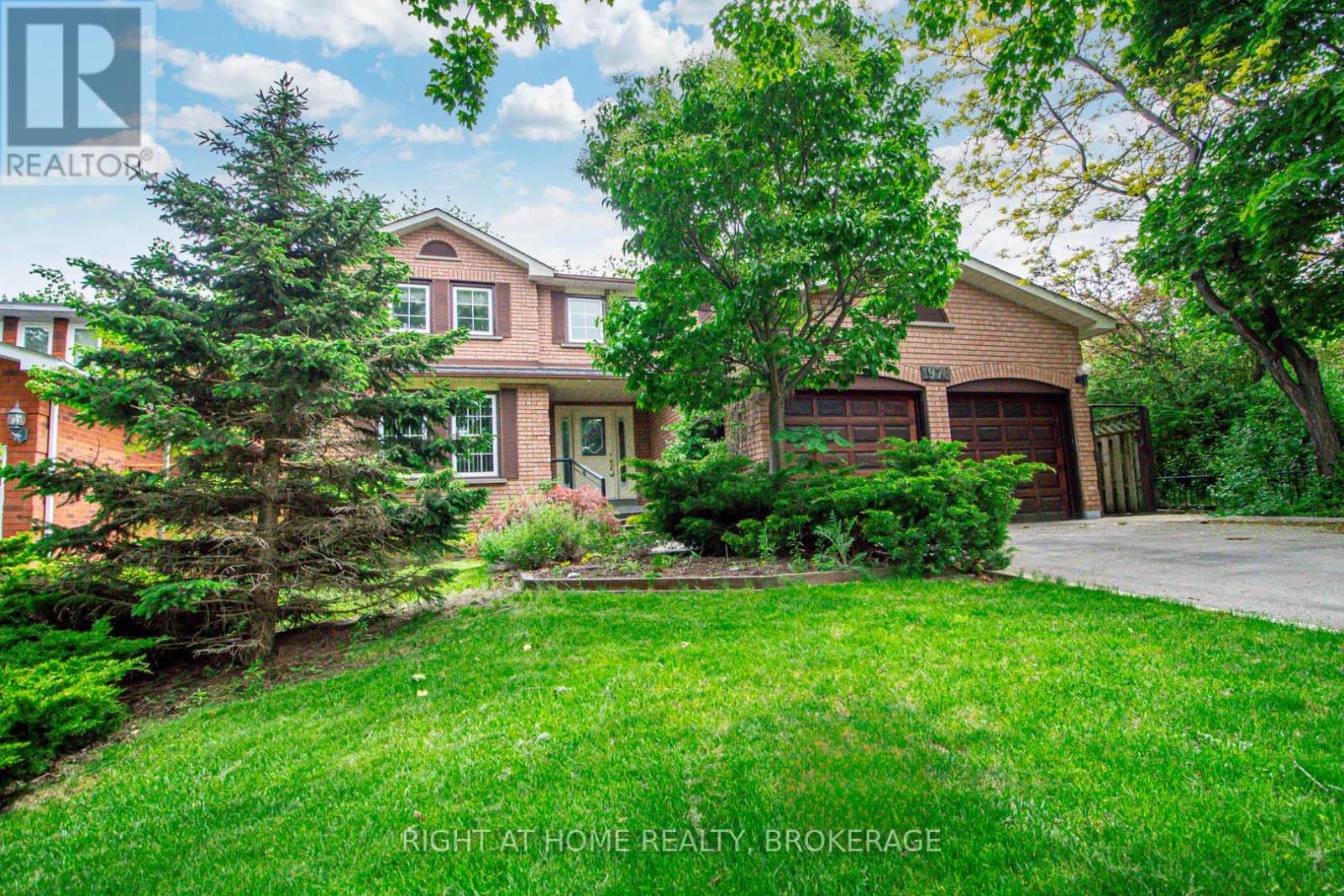 1978 SANDOWN ROAD, Mississauga, Ontario