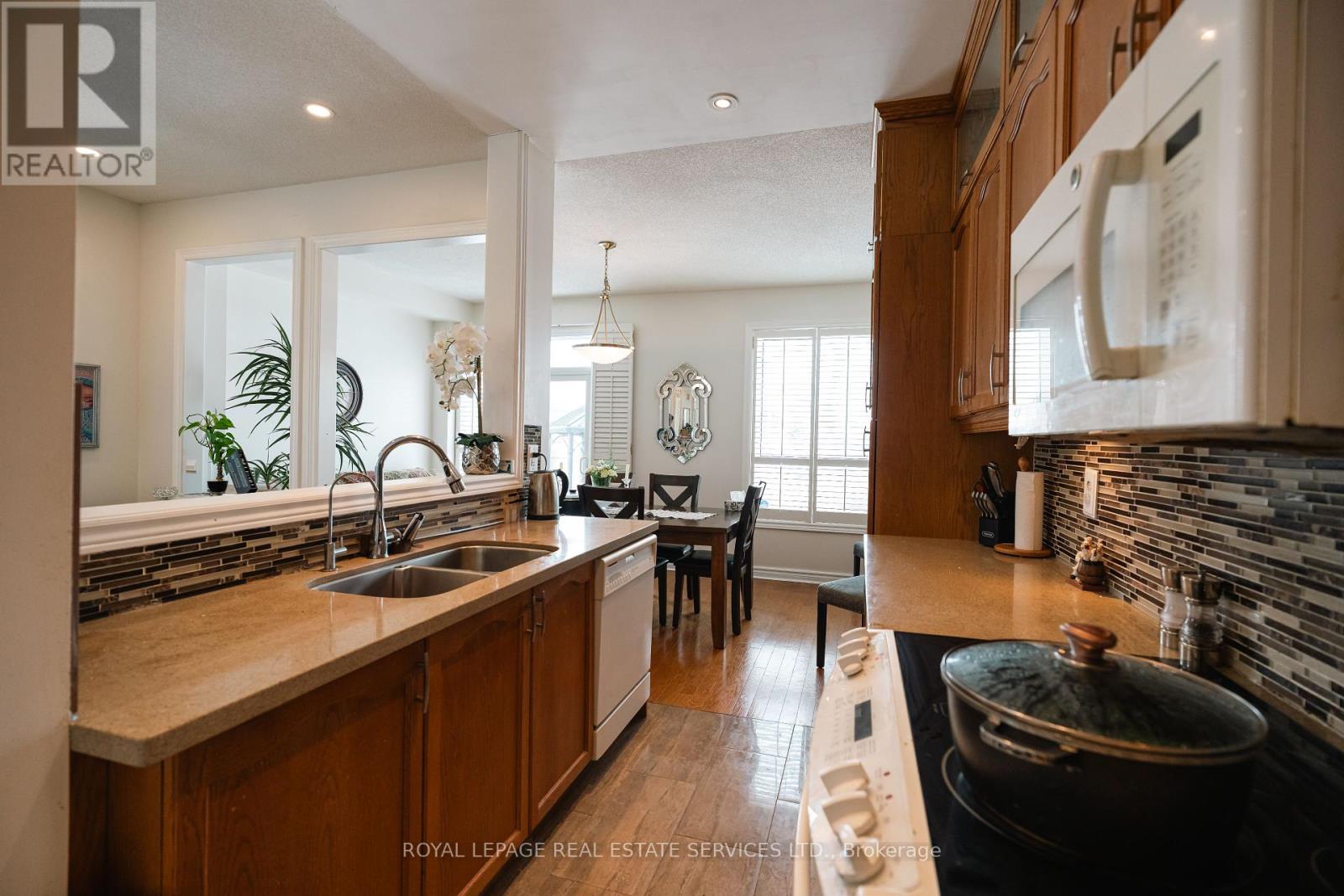 3650 Thomas Street, Mississauga, Ontario  L5M 7E2 - Photo 10 - W12210042