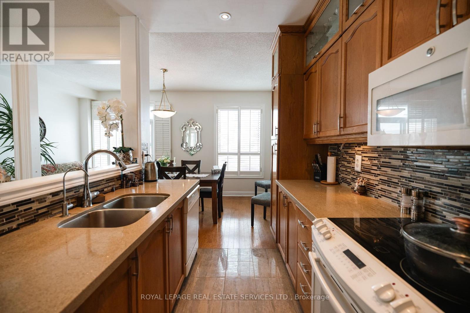 3650 Thomas Street, Mississauga, Ontario  L5M 7E2 - Photo 11 - W12210042