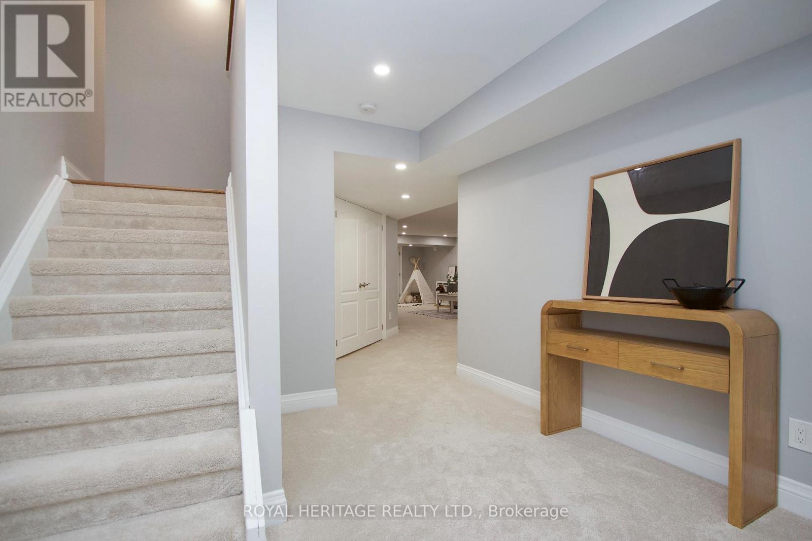 4 Myles Court, Whitby, Ontario  L1R 3B6 - Photo 28 - E12218298