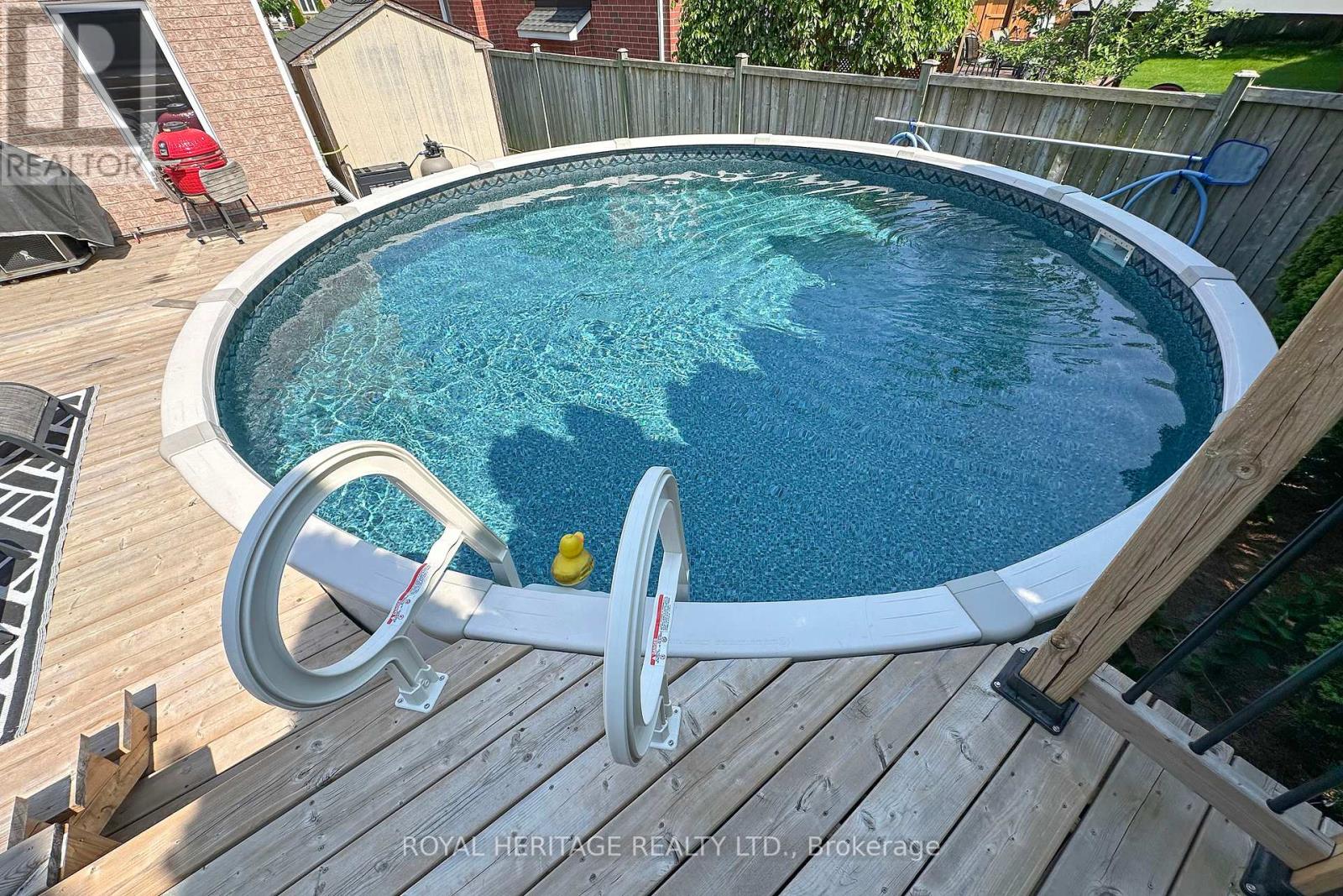4 Myles Court, Whitby, Ontario  L1R 3B6 - Photo 37 - E12218298