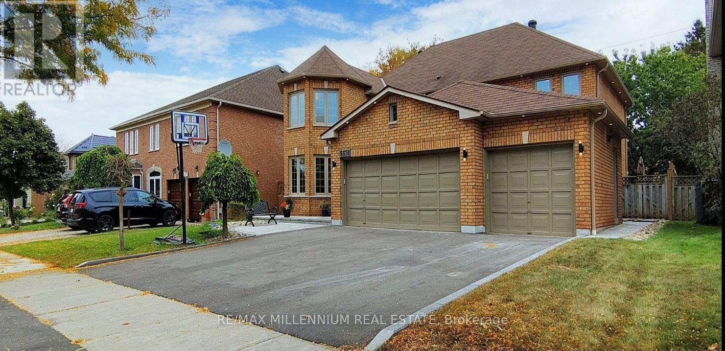 5374 Turney Drive, Mississauga, Ontario  L5M 4Y8 - Photo 1 - W12217545