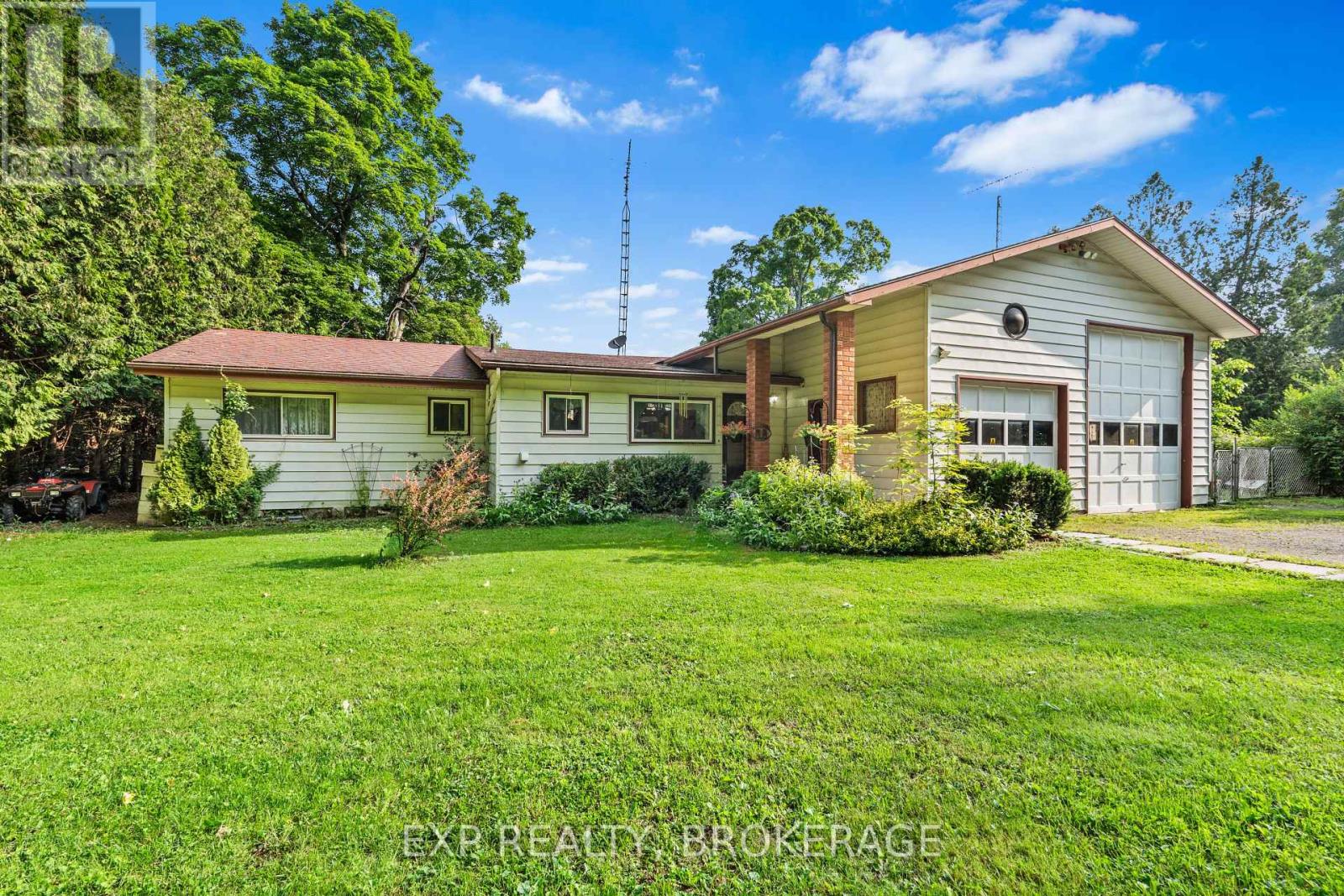 4205 Maple Drive, Frontenac (Frontenac South), Ontario  K0H 1W0 - Photo 2 - X12218350