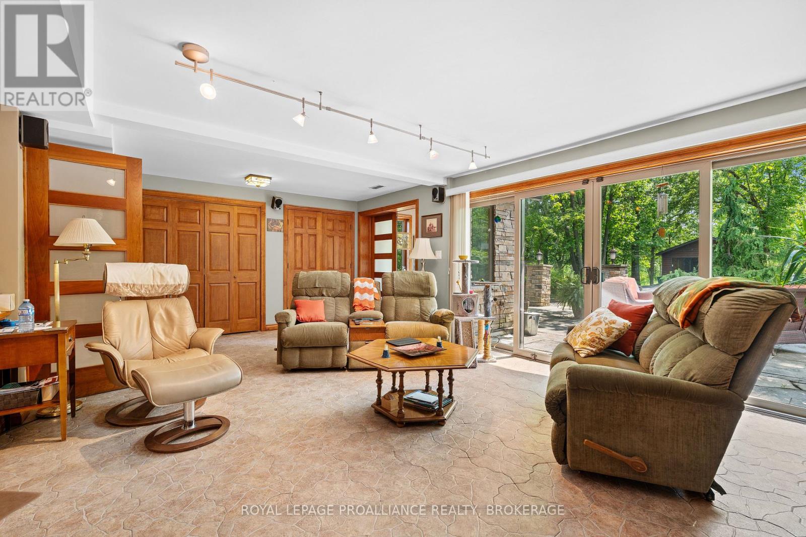 1827 Radage Road, Kingston, Ontario  K7P 2Y7 - Photo 46 - X12218395