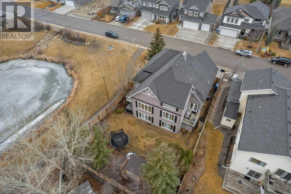 Property at 707 Stonehaven Drive image 1