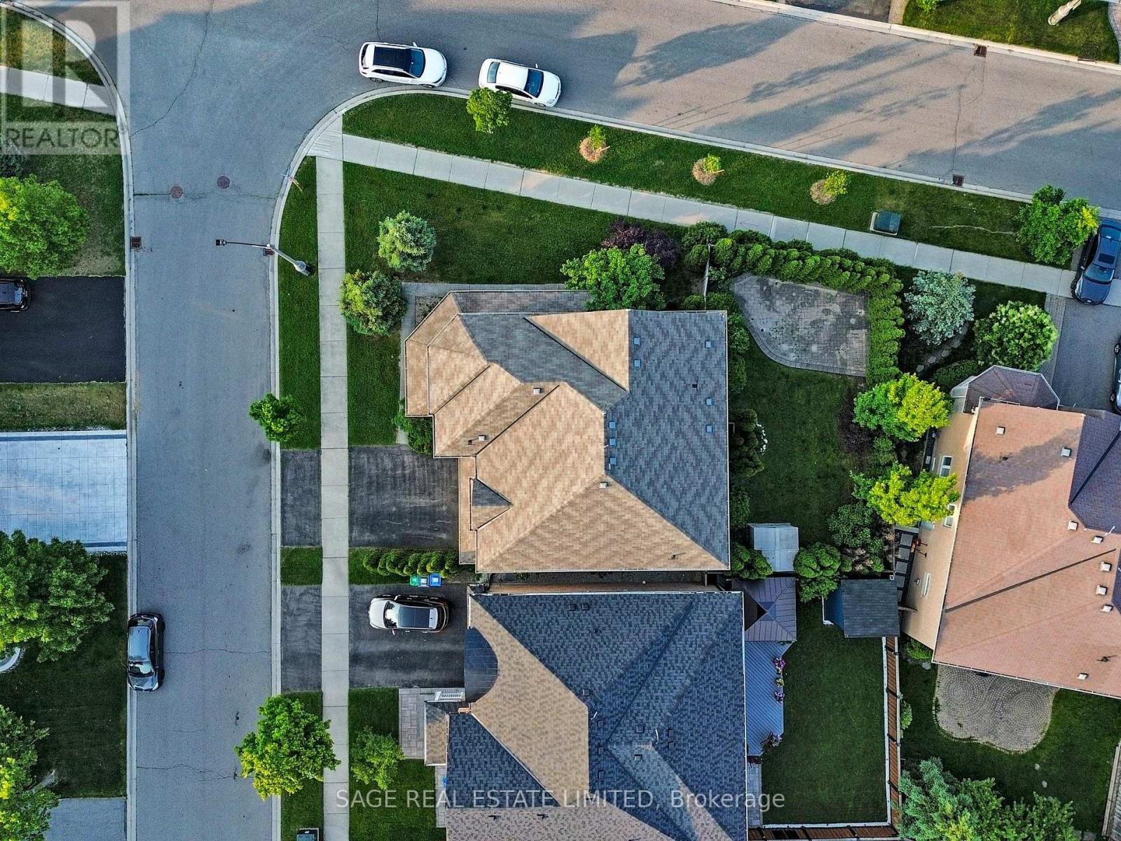 3504 Steeple Chase Crescent, Mississauga, Ontario  L5M 0K1 - Photo 35 - W12216935