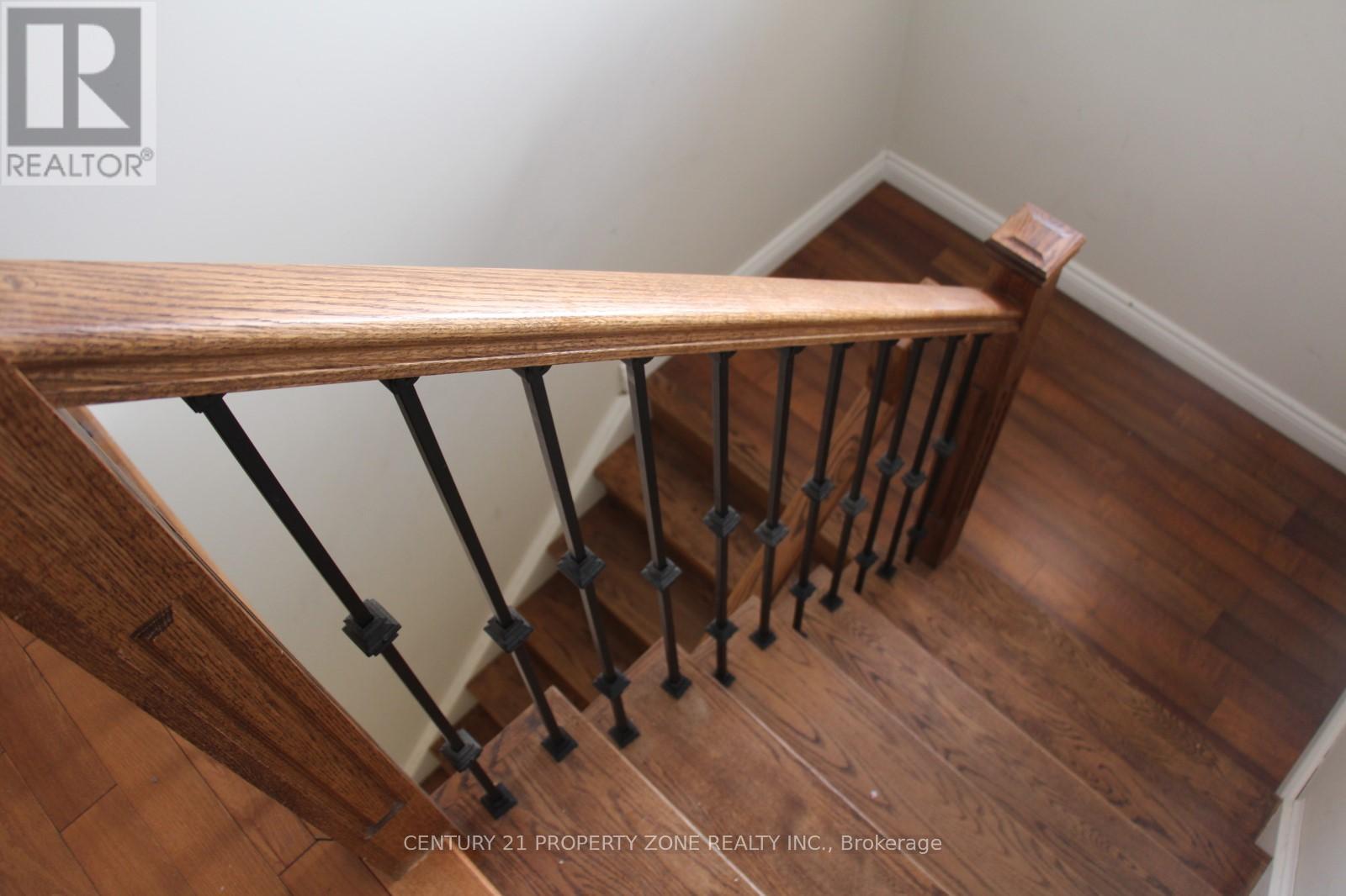 163 Stone Church Road E, Hamilton, Ontario  L9B 1A8 - Photo 18 - X12216691