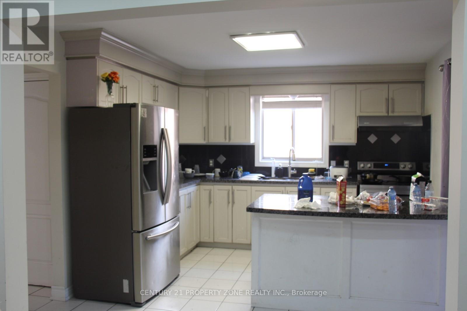 163 Stone Church Road E, Hamilton, Ontario  L9B 1A8 - Photo 2 - X12216691