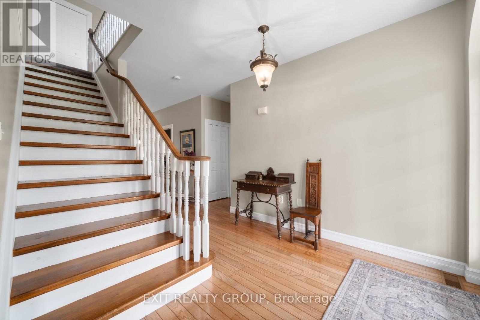 830 Huycks Point Road, Prince Edward County, Ontario  K0K 3L0 - Photo 8 - X12218394