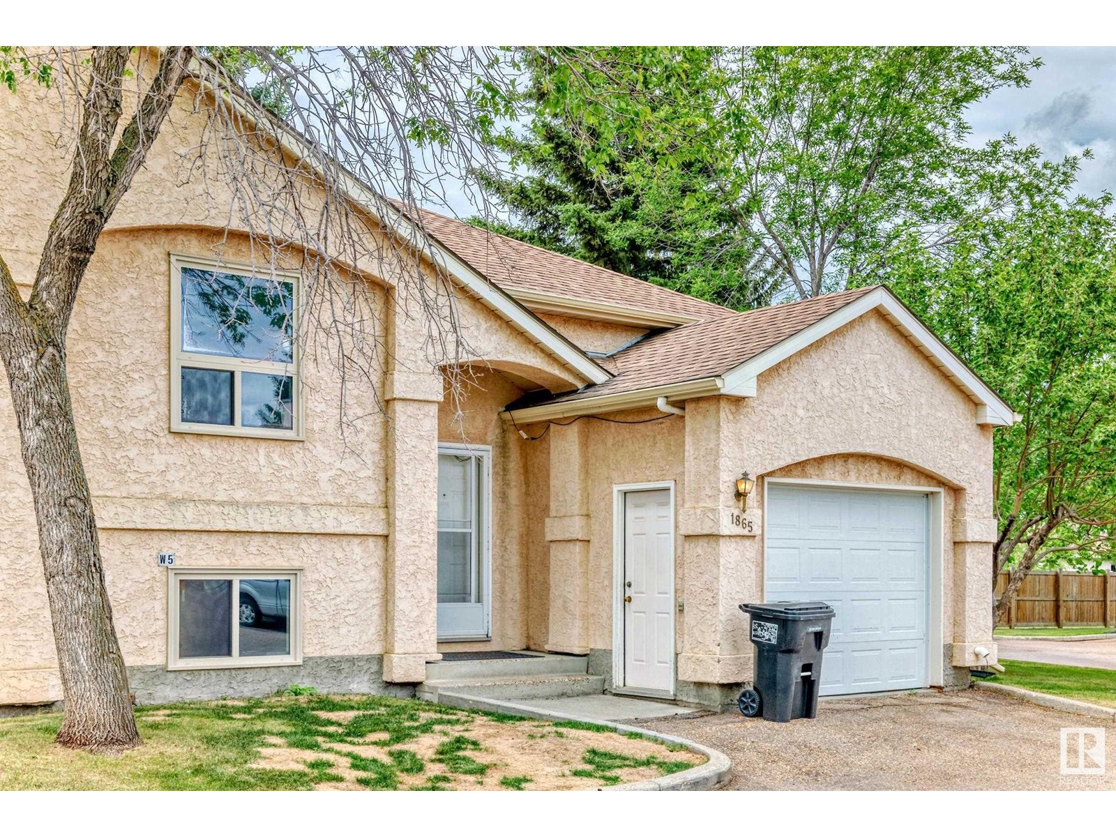 1865 MILL WOODS RD E NW, Edmonton, Alberta