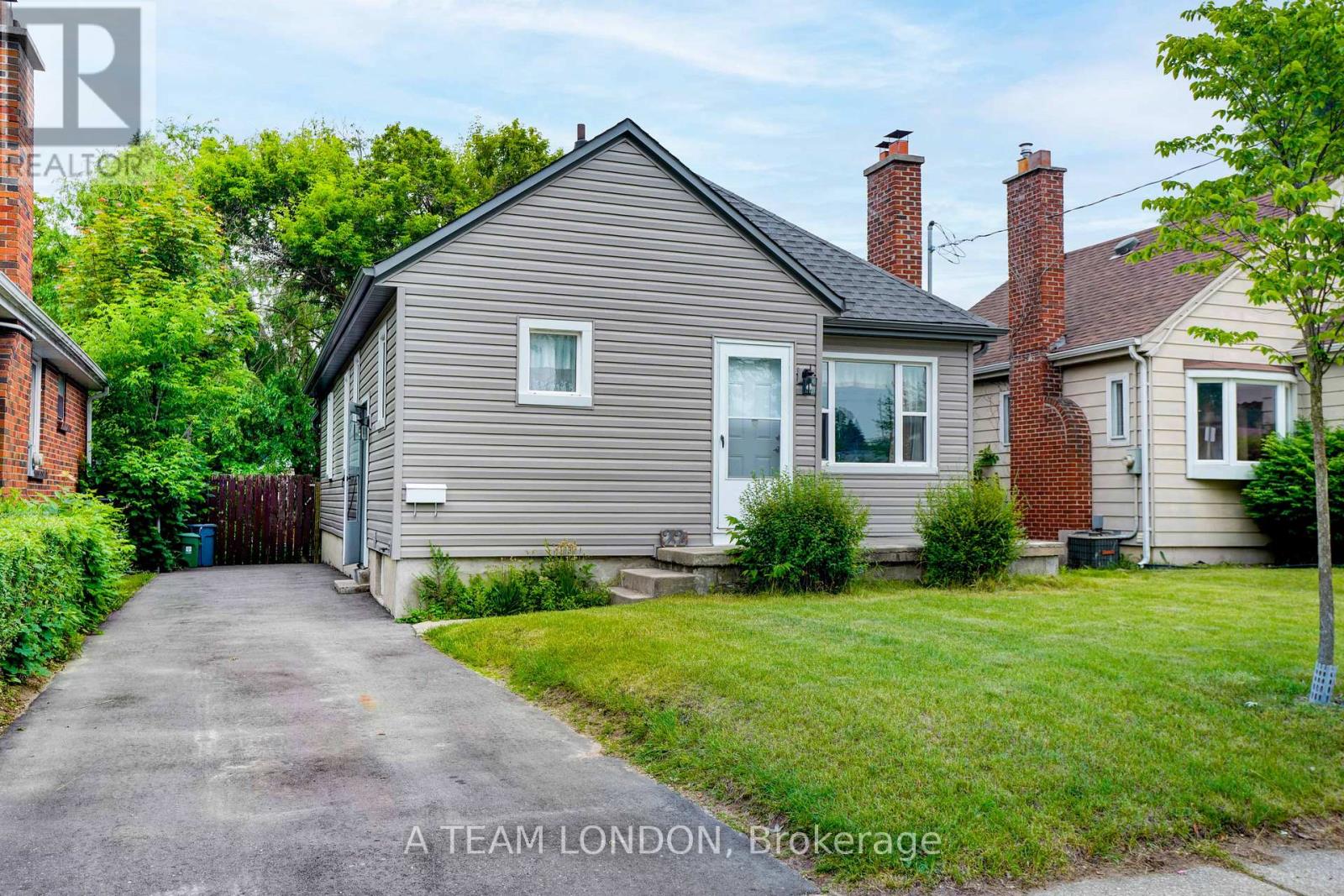 22 Sycamore Street