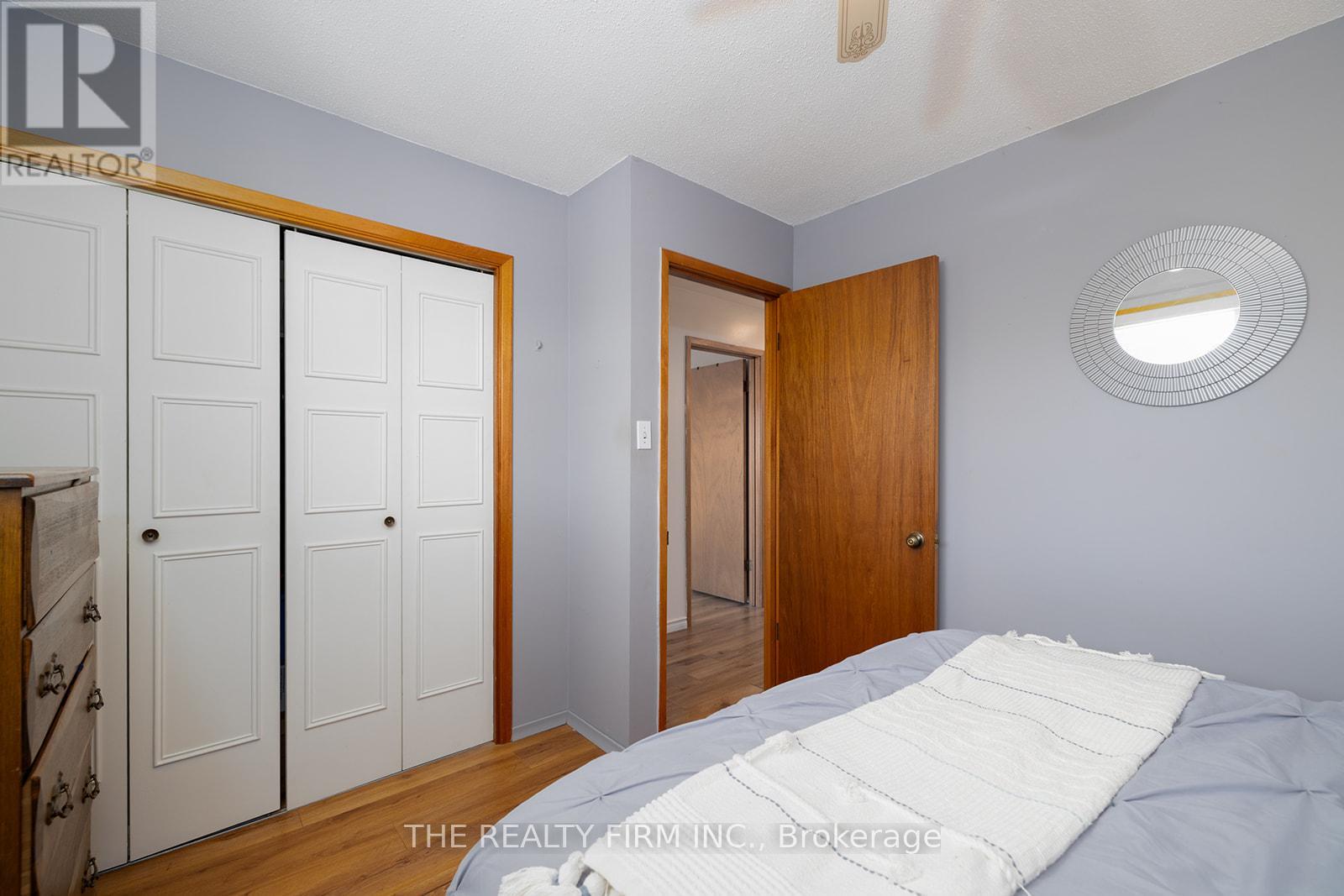 Photo 15 of 43 for 1707 Hansuld Street