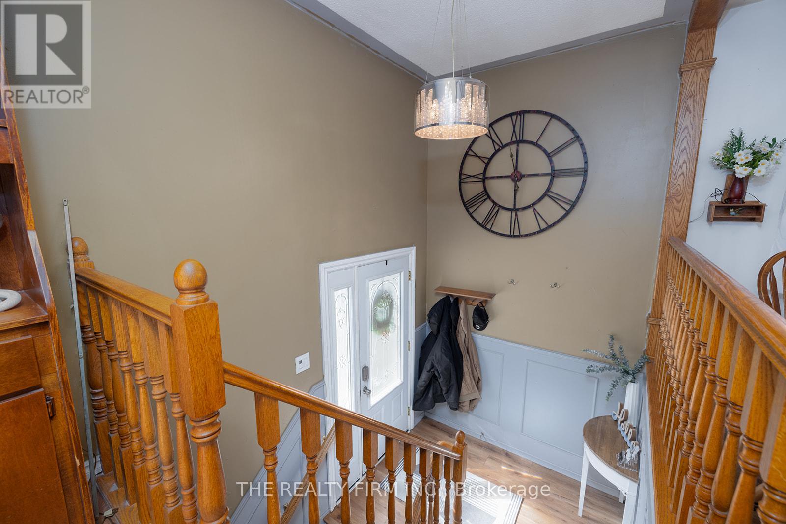 Photo 17 of 43 for 1707 Hansuld Street
