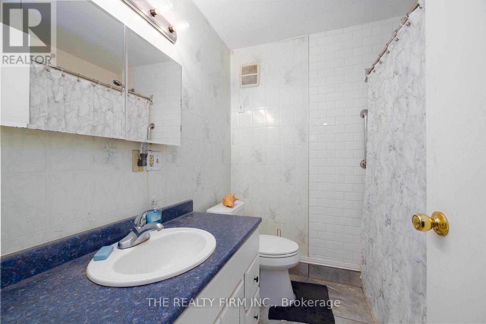Photo 29 of 43 for 1707 Hansuld Street