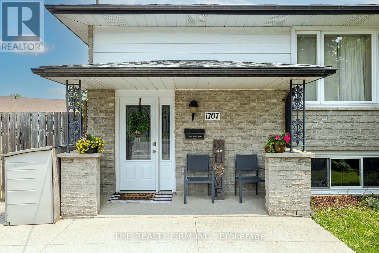 Photo 3 of 43 for 1707 Hansuld Street