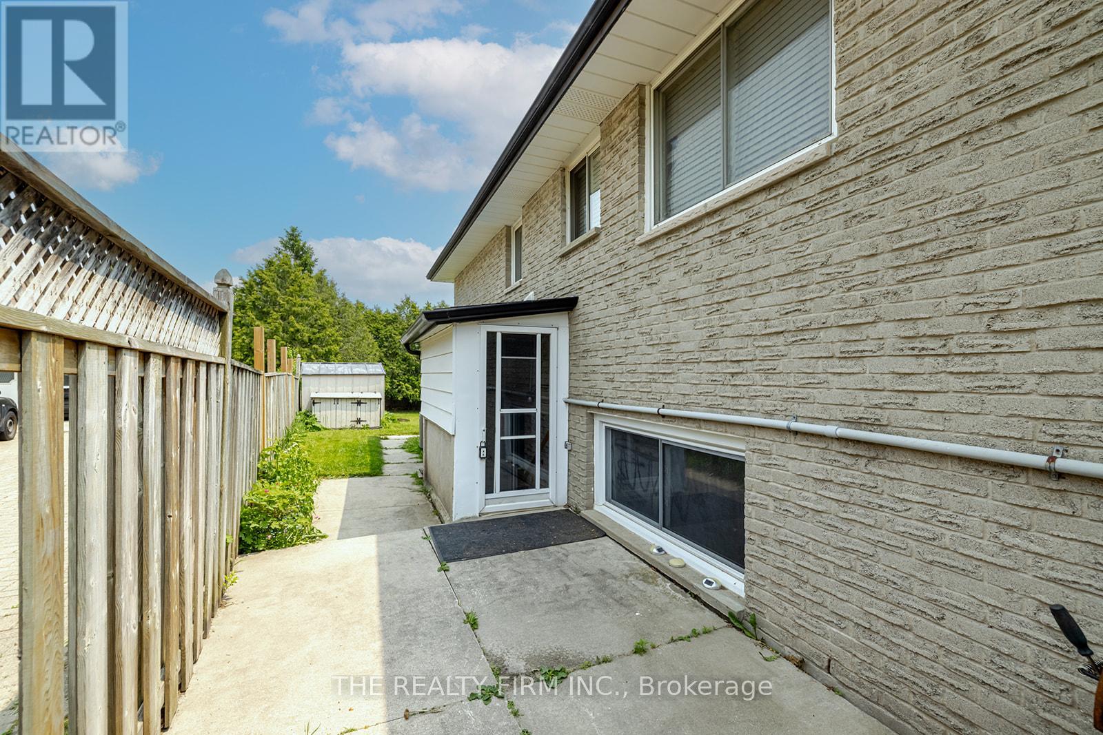 Photo 30 of 43 for 1707 Hansuld Street