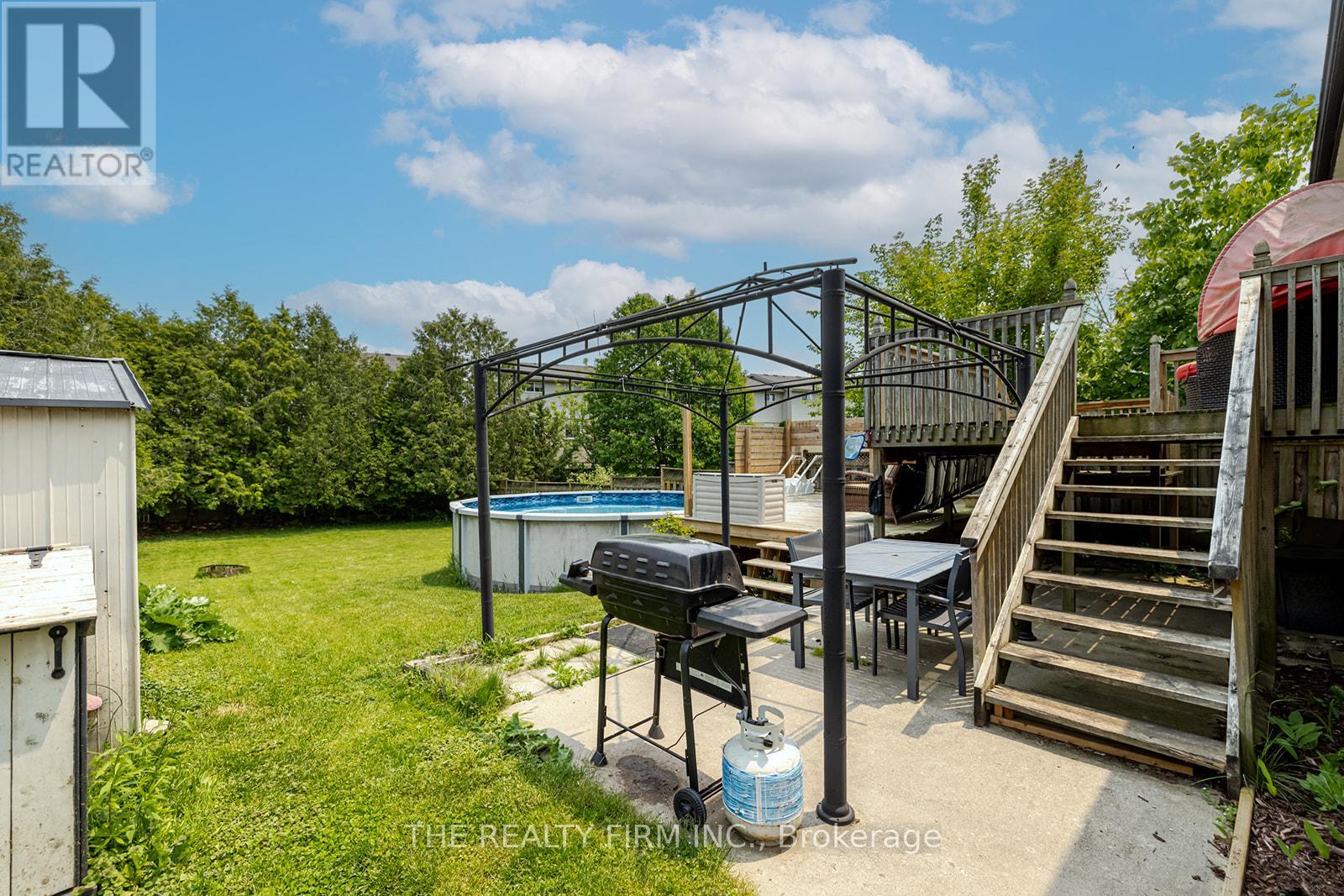 Photo 31 of 43 for 1707 Hansuld Street