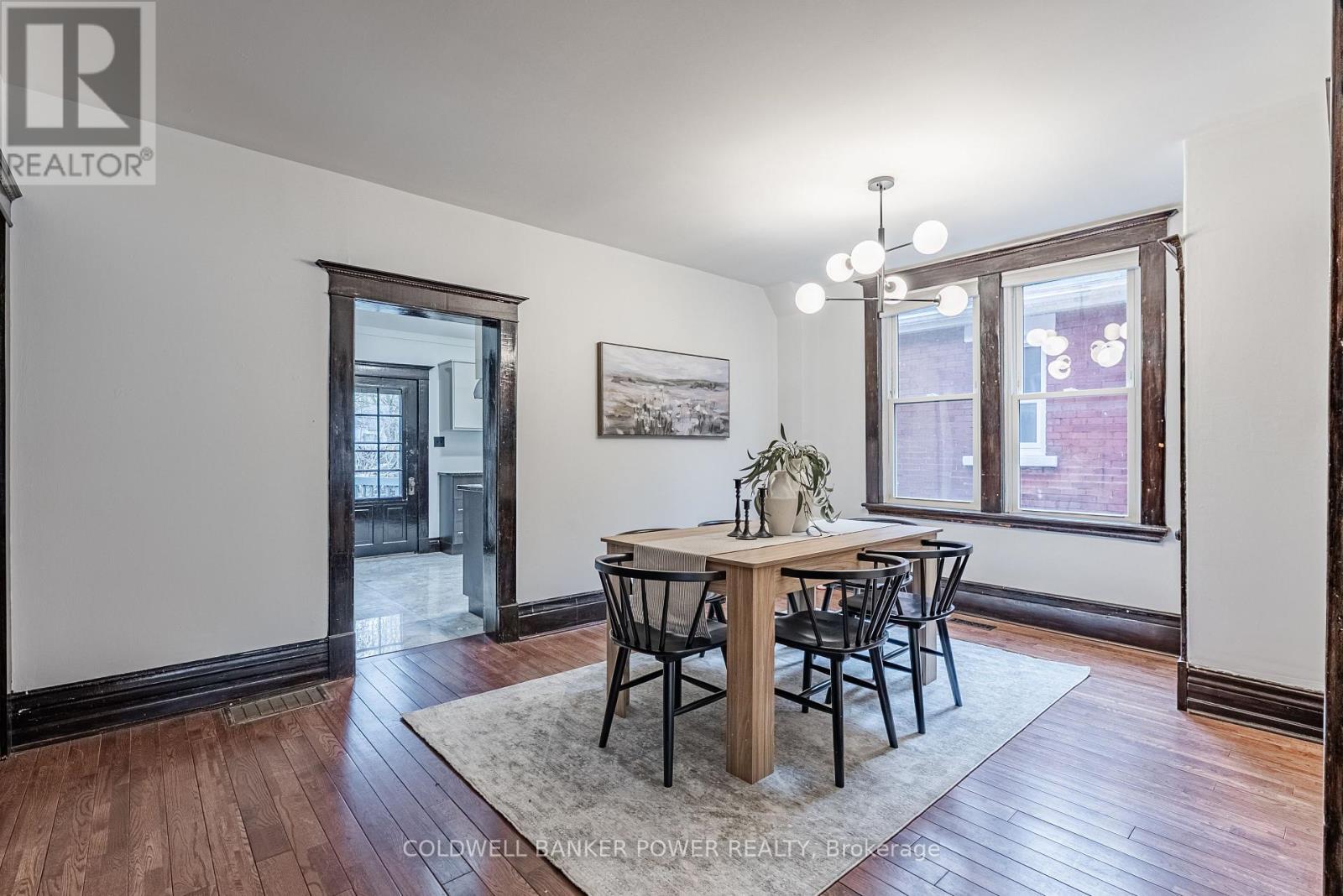 Photo 11 of 33 for 583 Rosedale Street