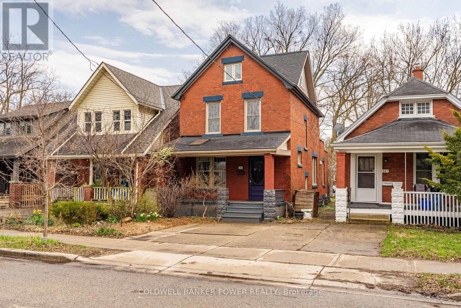 Photo 2 of 33 for 583 Rosedale Street
