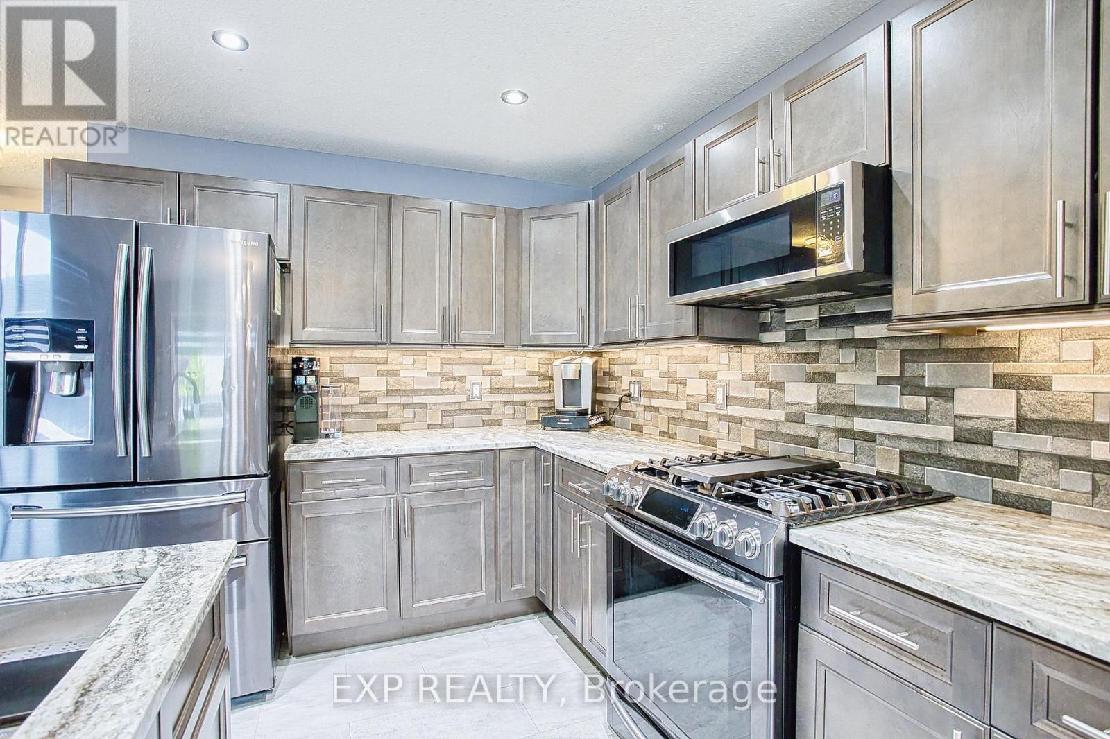 101 Golden Acres Drive, West Lincoln, Ontario  L0R 2A0 - Photo 9 - X12215827