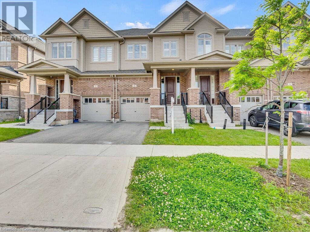 30 GRASSBOURNE Avenue, Kitchener, Ontario