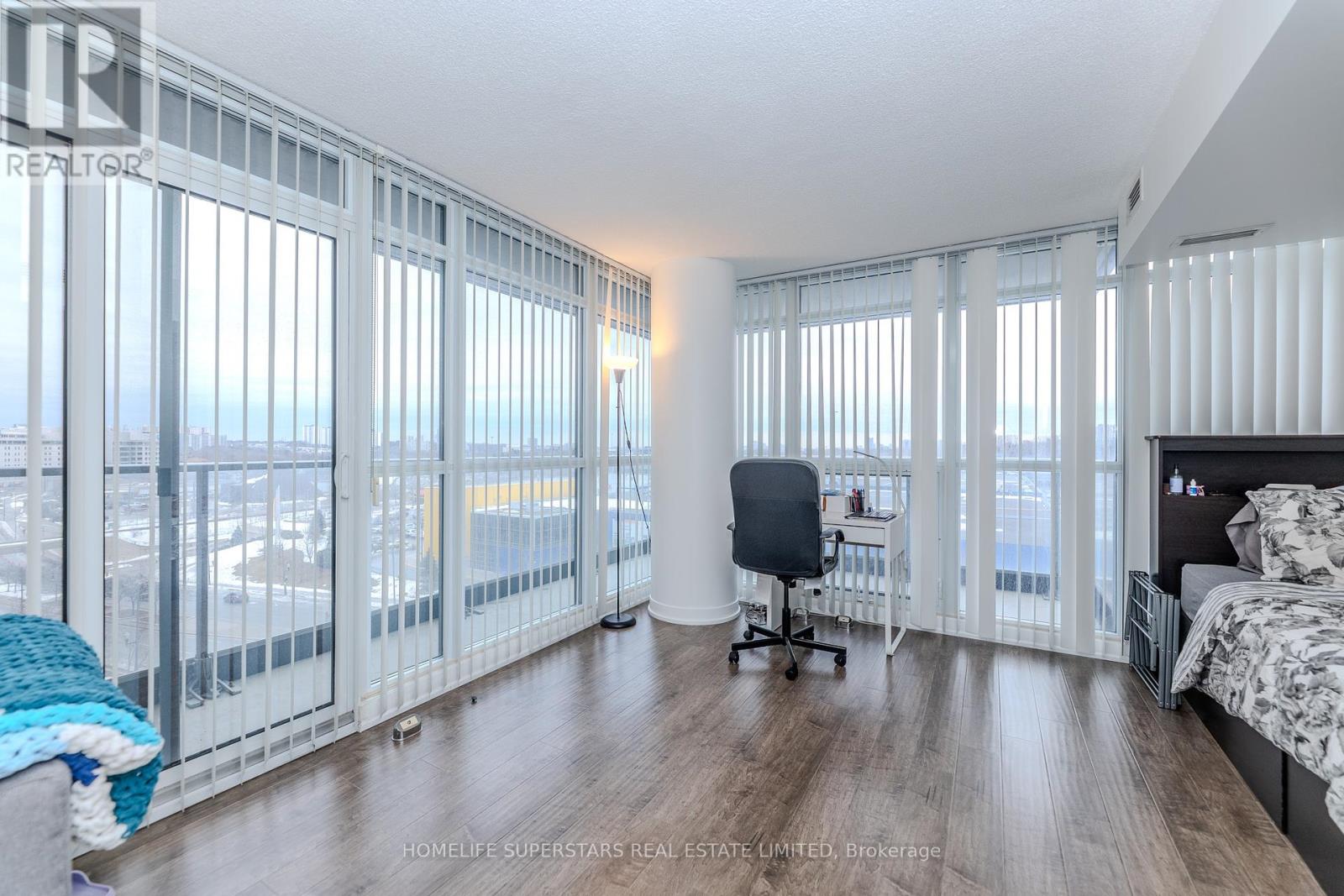601 A - 19 Singer Court, Toronto, Ontario  M2K 0B2 - Photo 3 - C12216918
