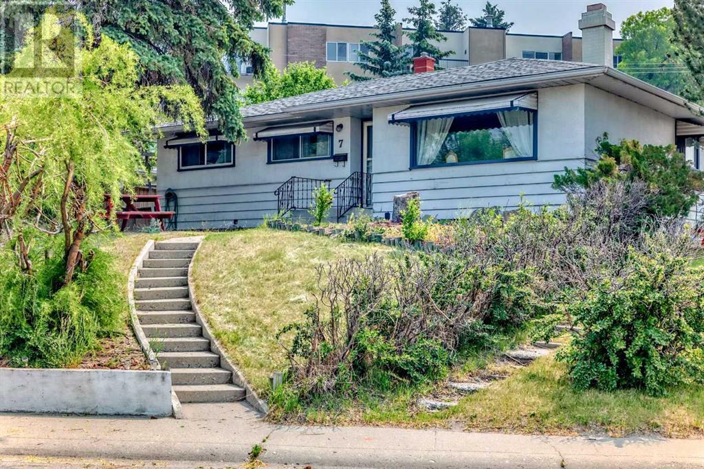 7 Fielding Drive SE, calgary, Alberta