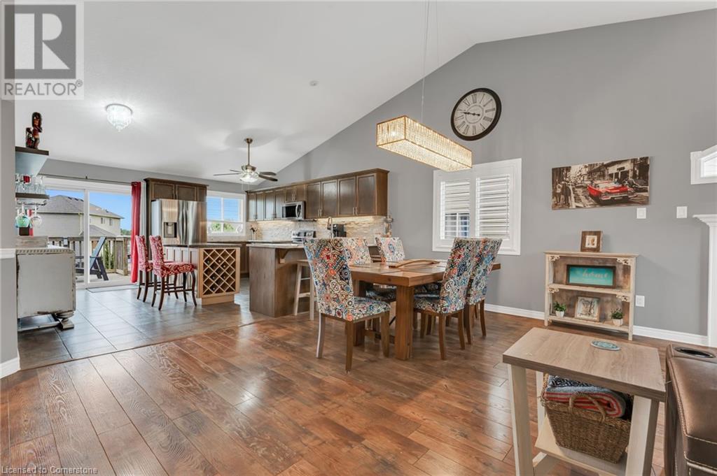 Property at 21 CHERRY Avenue image 4