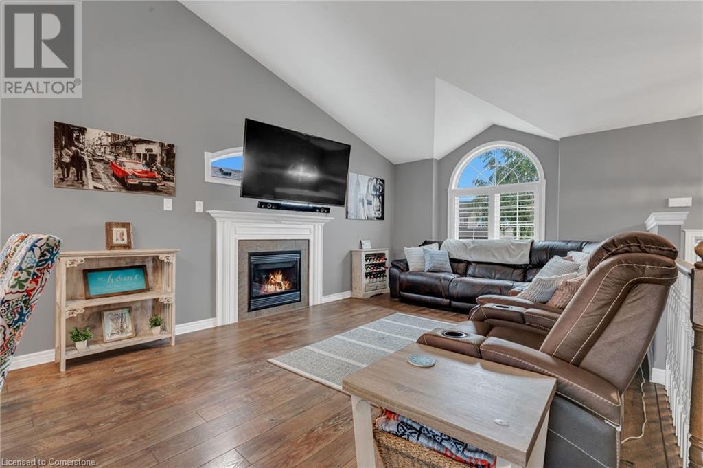 Property at 21 CHERRY Avenue image 5