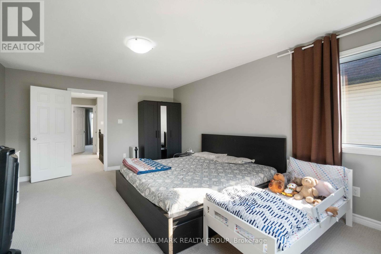 125 Mancini Way, Ottawa, Ontario  K2J 5X3 - Photo 15 - X12218387