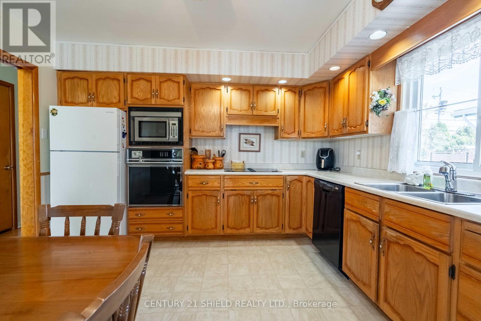 Property at 506 ANDERSON DRIVE image 4