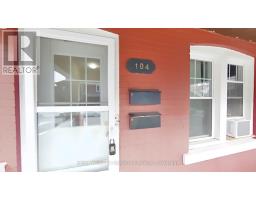 2 - 104 ROSSLYN AVENUE N, Hamilton, Ontario