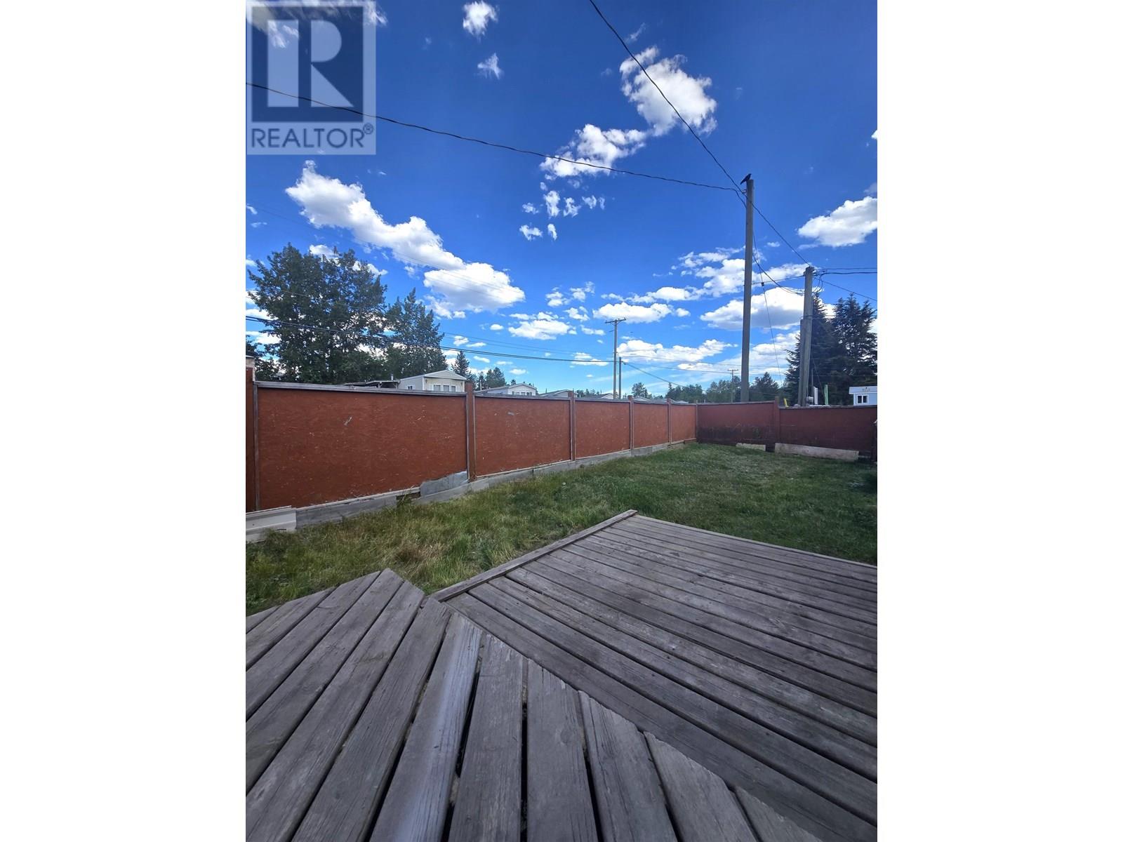 18 5378 Park Drive, 103 Mile House, British Columbia  V0K 2E1 - Photo 2 - R3015173