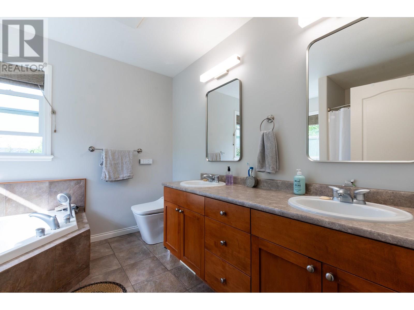 118 1299 Ospika Boulevard, Prince George, British Columbia  V2M 7G2 - Photo 18 - R3015183