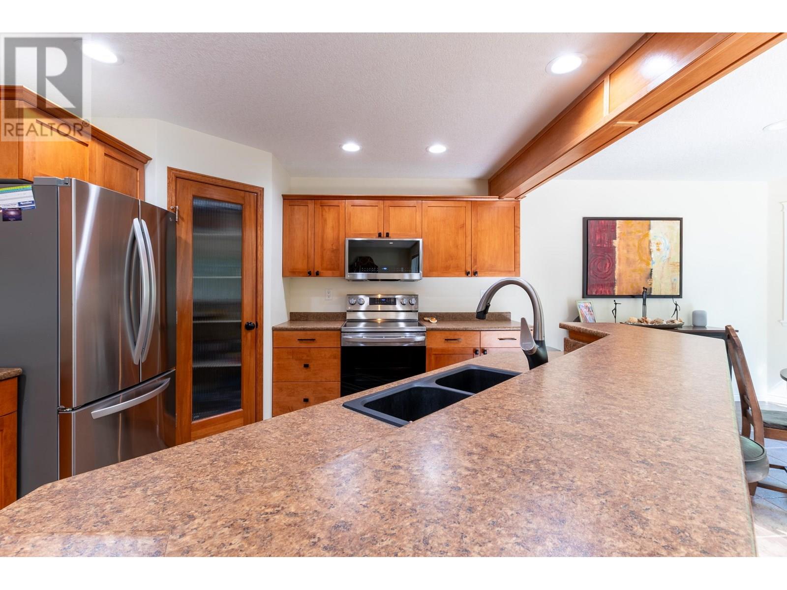 118 1299 Ospika Boulevard, Prince George, British Columbia  V2M 7G2 - Photo 5 - R3015183